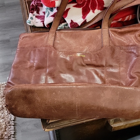 Purse - Picture 4 of 8